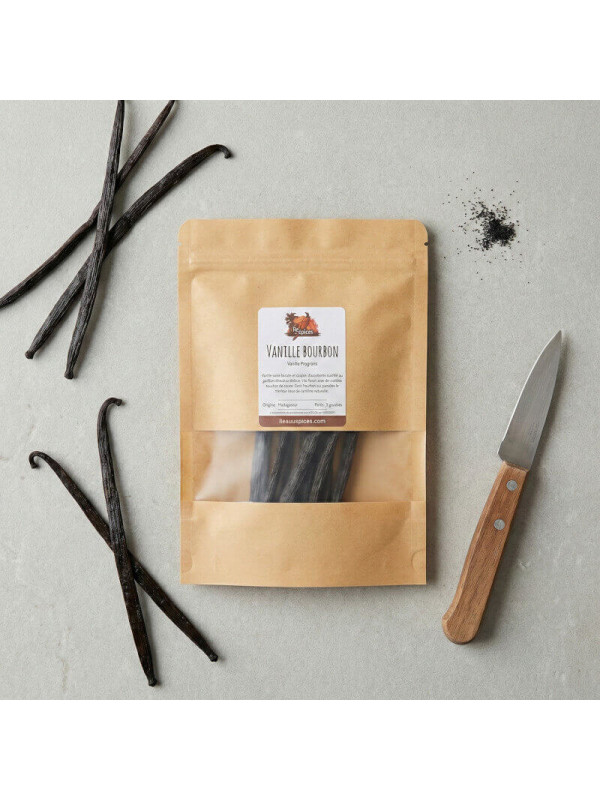 sachet de vanille de madagascar sur la table