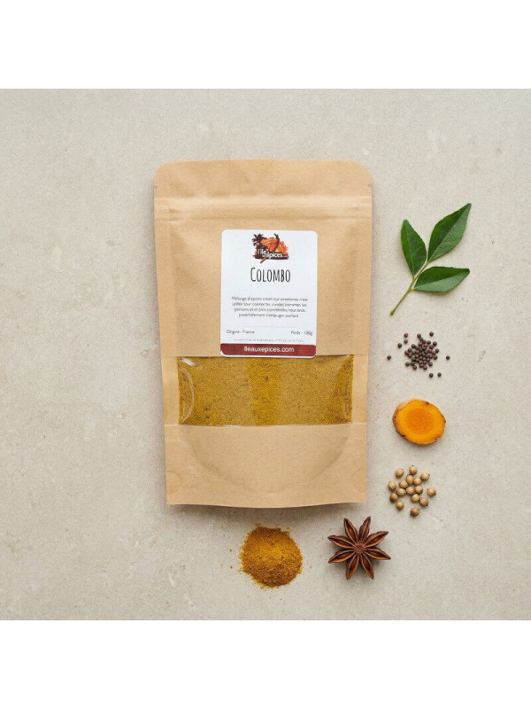 sachet d'épices colombo sur la table