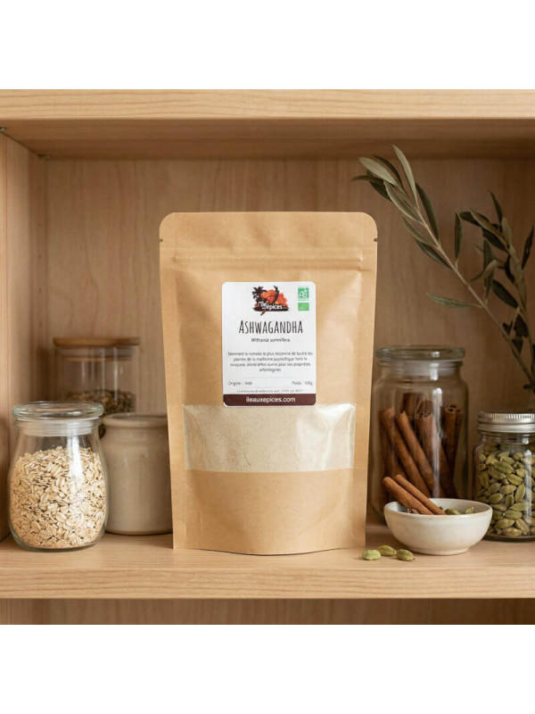 sachet de poudre d'ashwagandha sur étagère