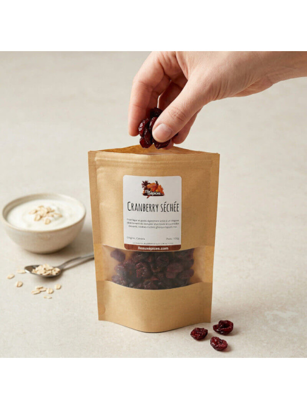pincée de cranberries séchées dans le sachet