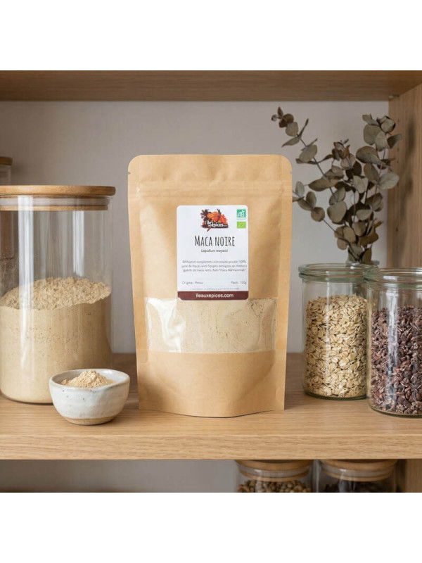 sachet de maca noire sur étagère