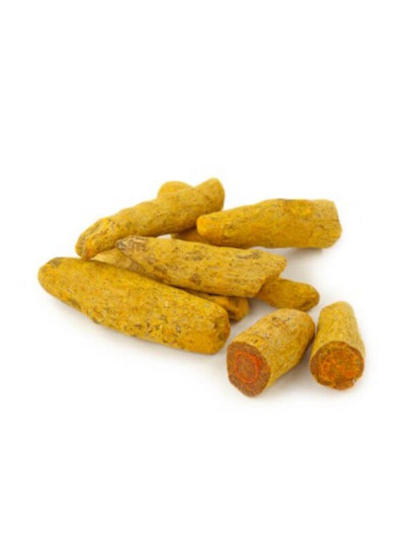 Racines de curcuma séchées