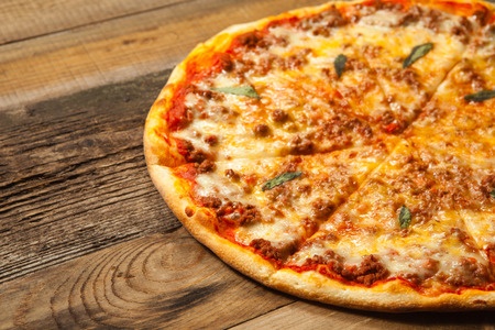 Recette : Pizza bolognaise maison
