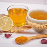 eau chaude curcuma citron