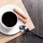 la cannelle dans le café