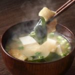 soupe miso traditionnelle japonaise