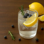 Sirop de baies de genièvre faux gin