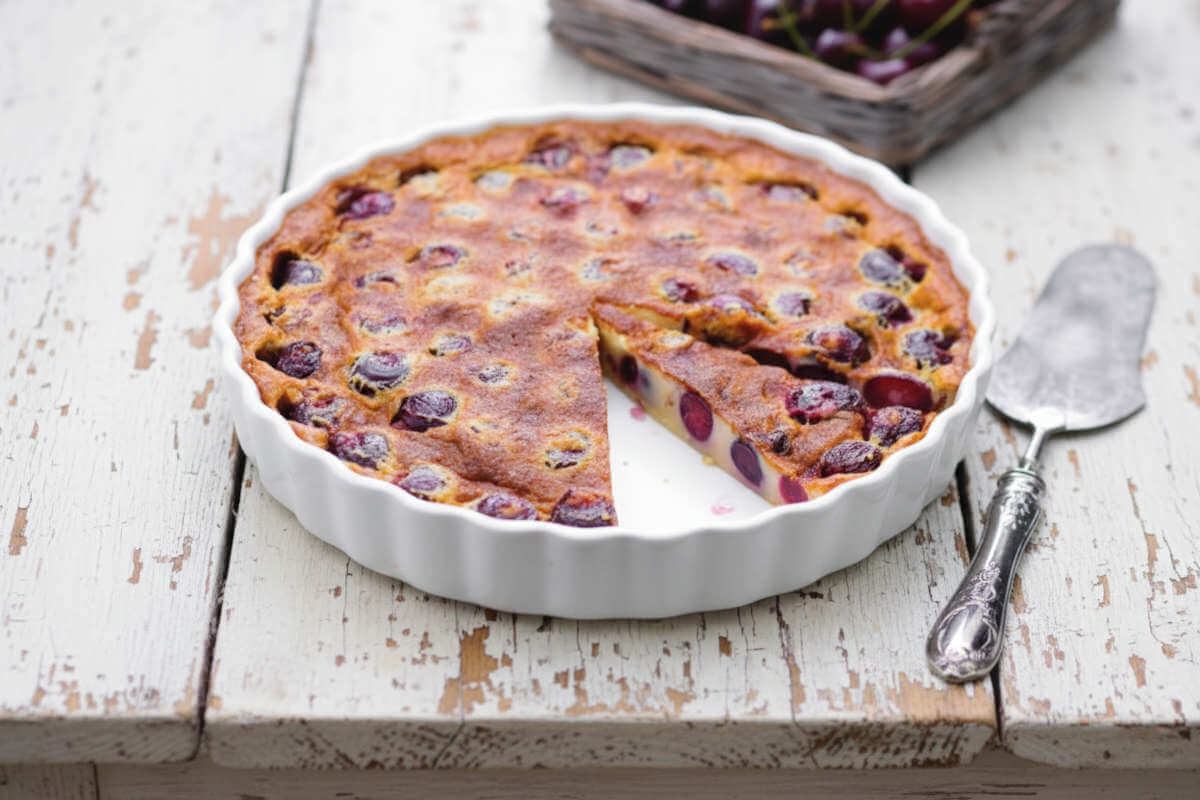 Clafoutis aux cerises recette traditionnelle Clafoutis aux cerises recette traditionnelle